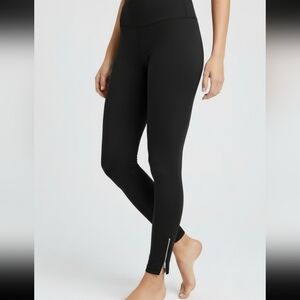 GAP Black Leggings Elastic Waist and Beautiful Zippered Ankles Size M